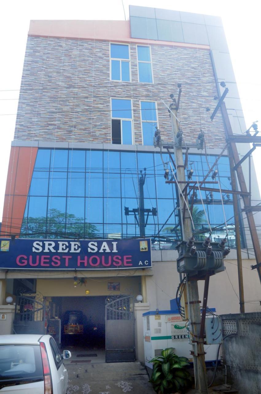 Sree Sai Guest House Visakhapatnam Exterior photo